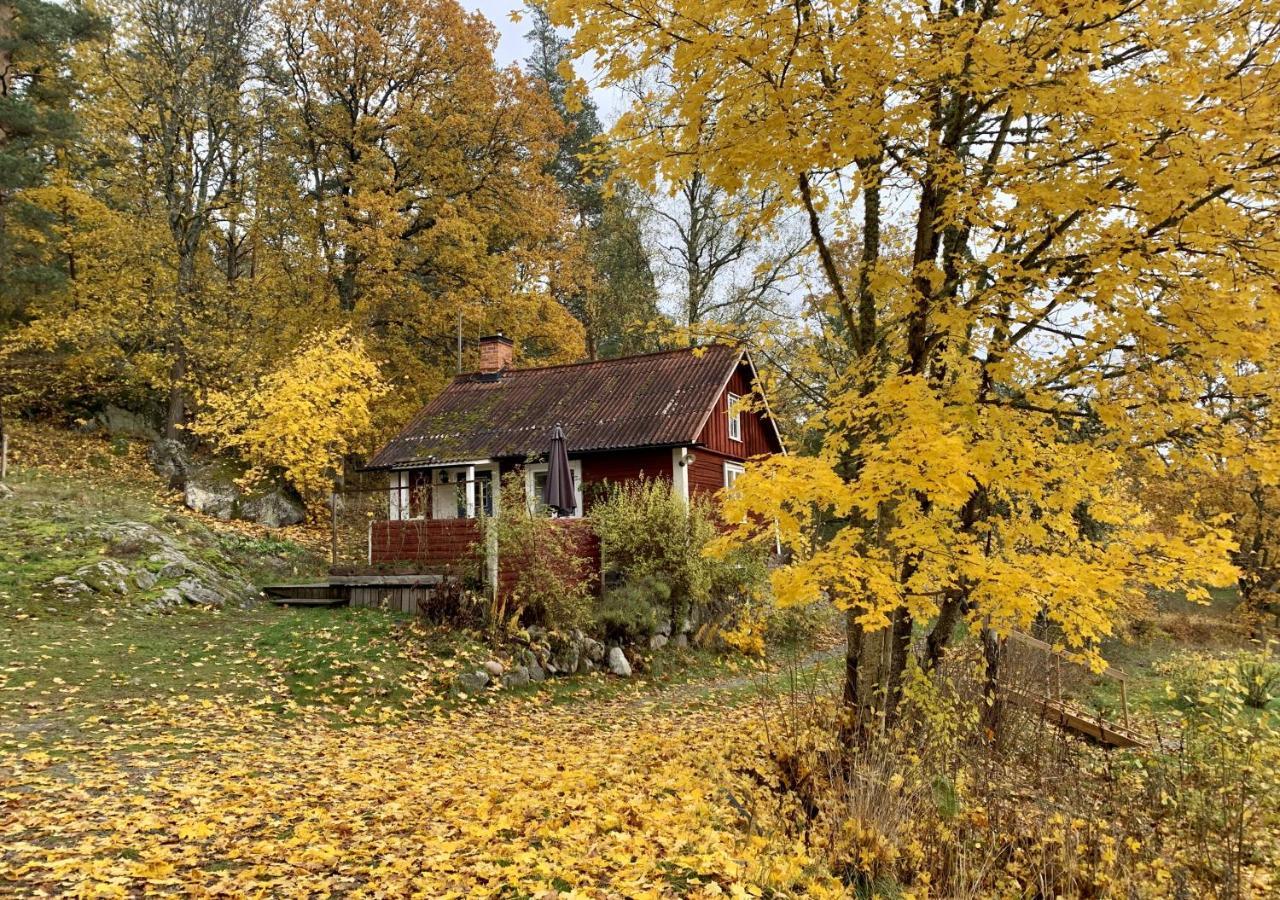 18Th Century Farm Cottage Valdemarsvik Buitenkant foto