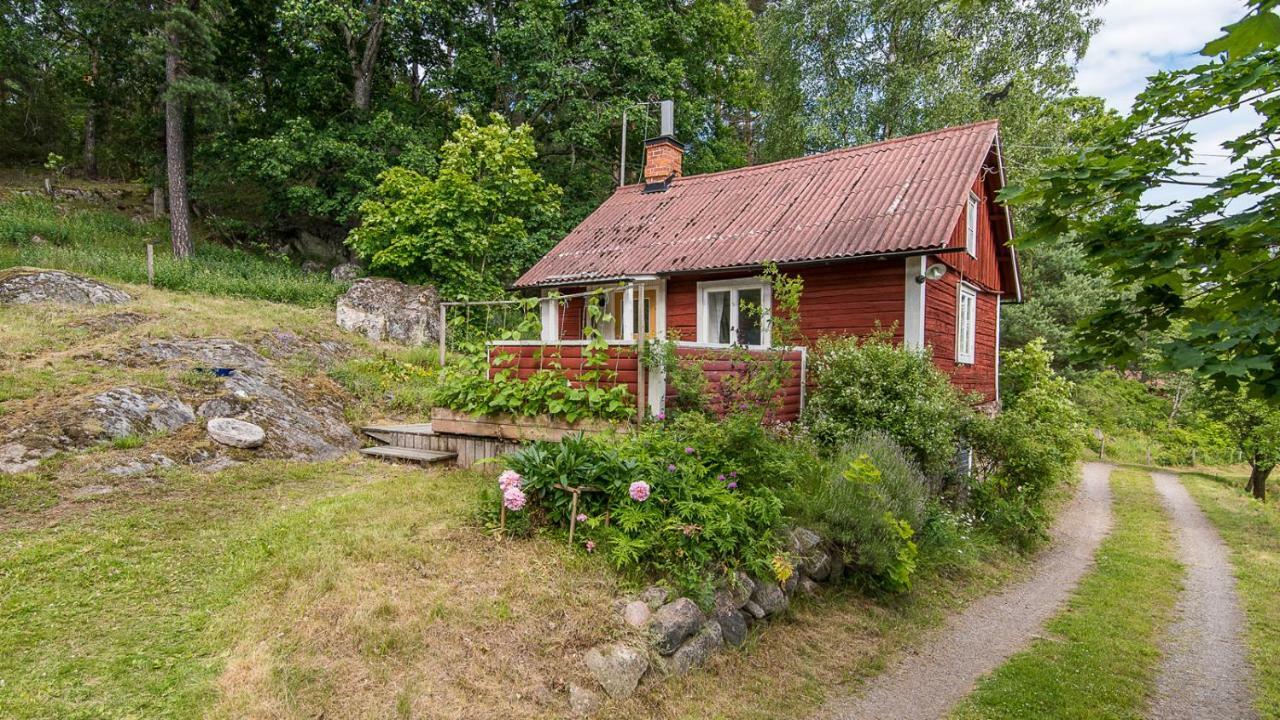 18Th Century Farm Cottage Valdemarsvik Buitenkant foto